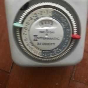 Intermatic security Timer pre owned works perfectly